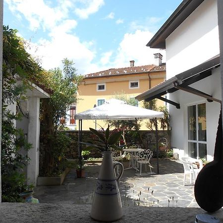 Casa Sasso E Legno Apartment Omegna Luaran gambar