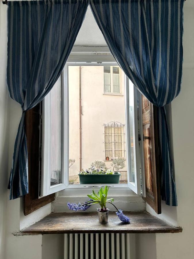 Casa Sasso E Legno Apartment Omegna Luaran gambar